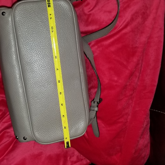 Backpack - Picture 5 of 8